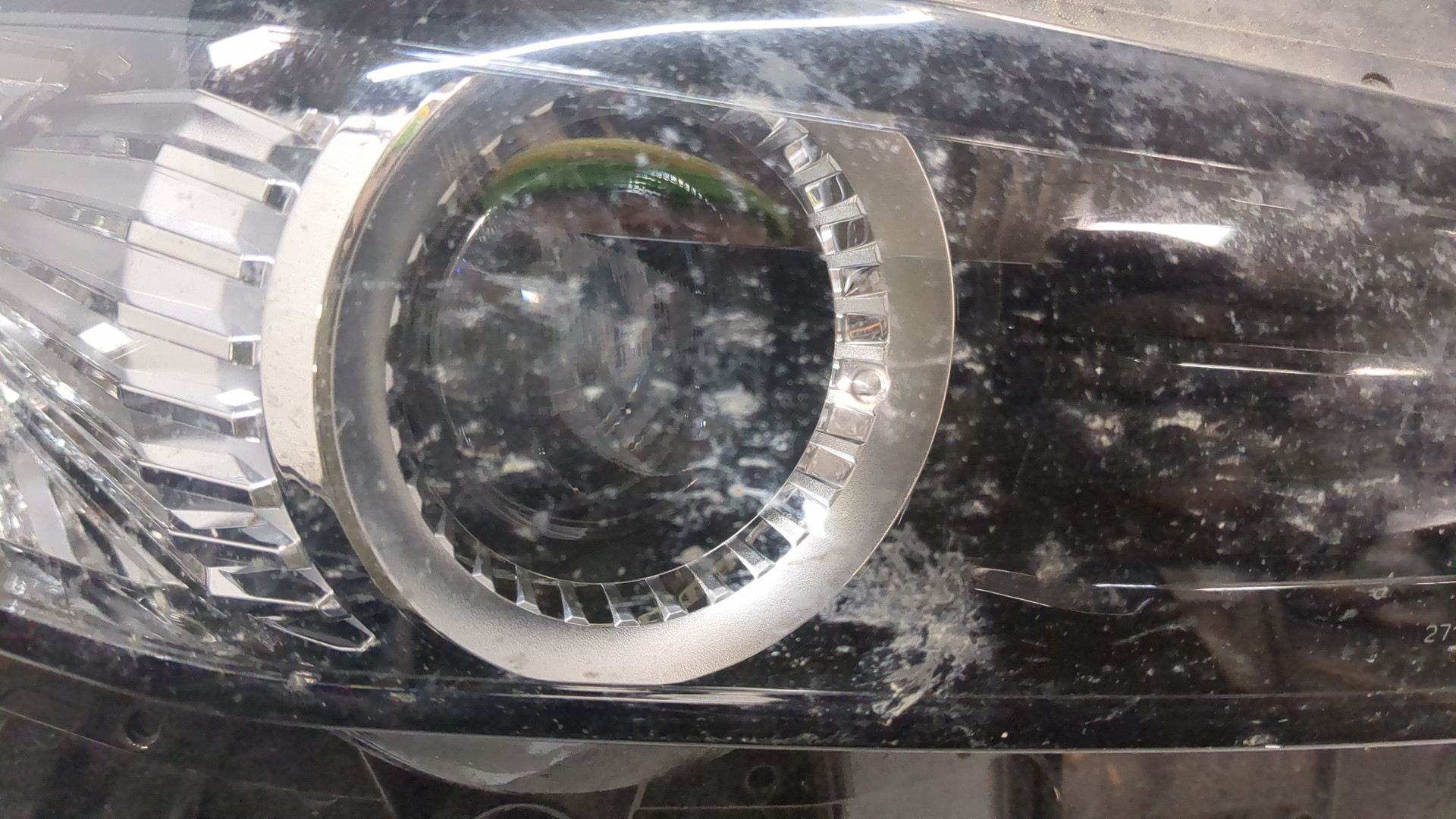 Фара правая