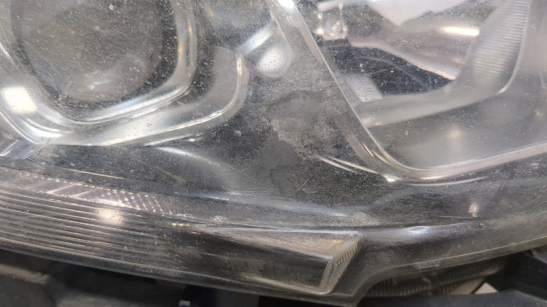 Фара правая