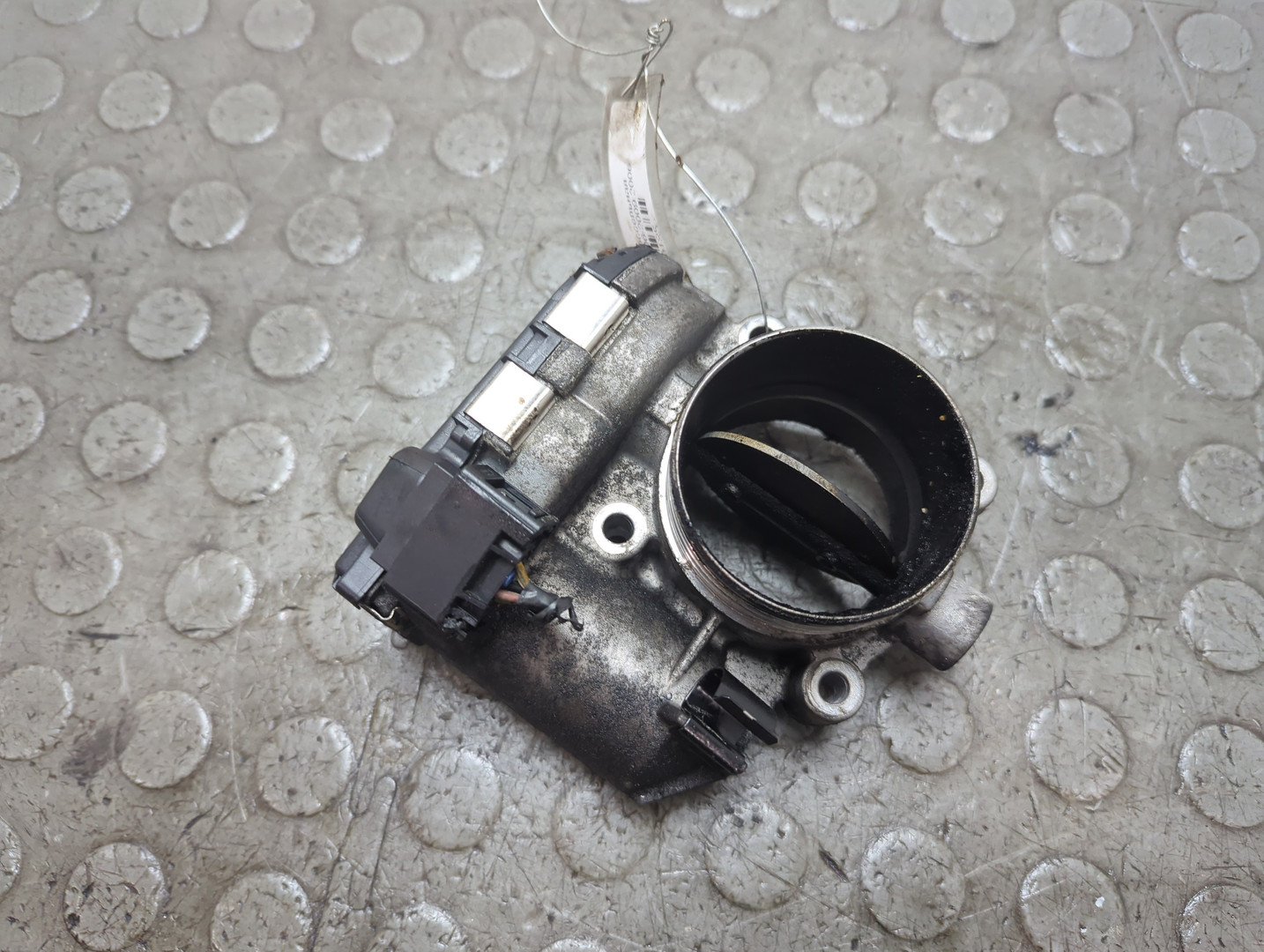 Заслонка дроссельная электрическая