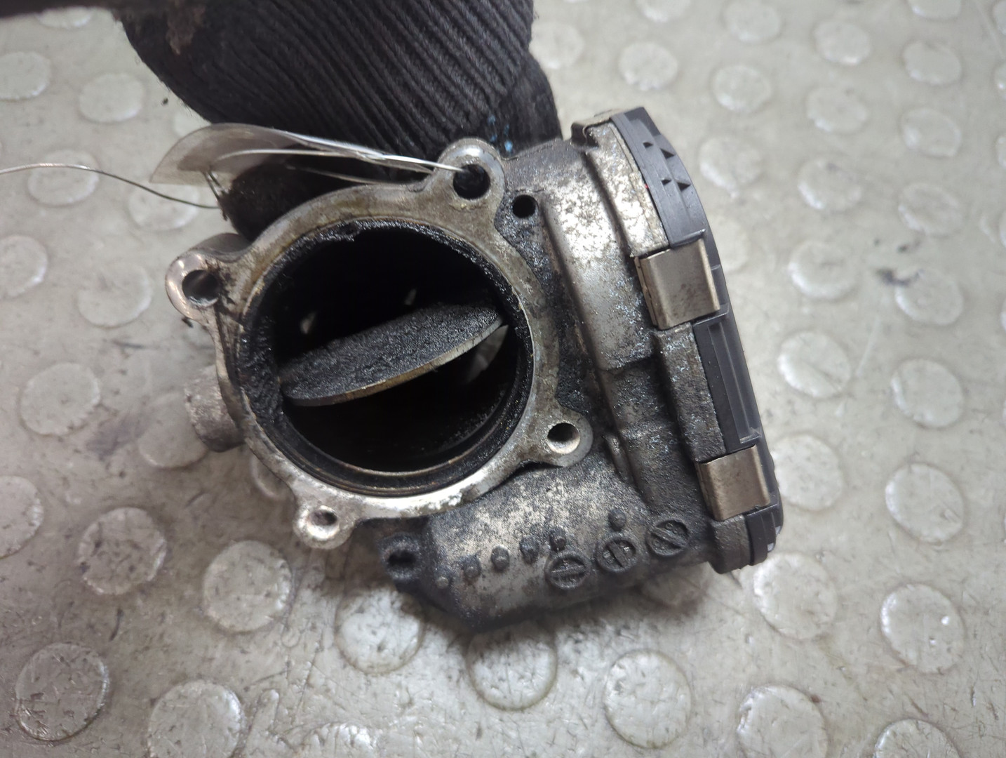 Заслонка дроссельная электрическая