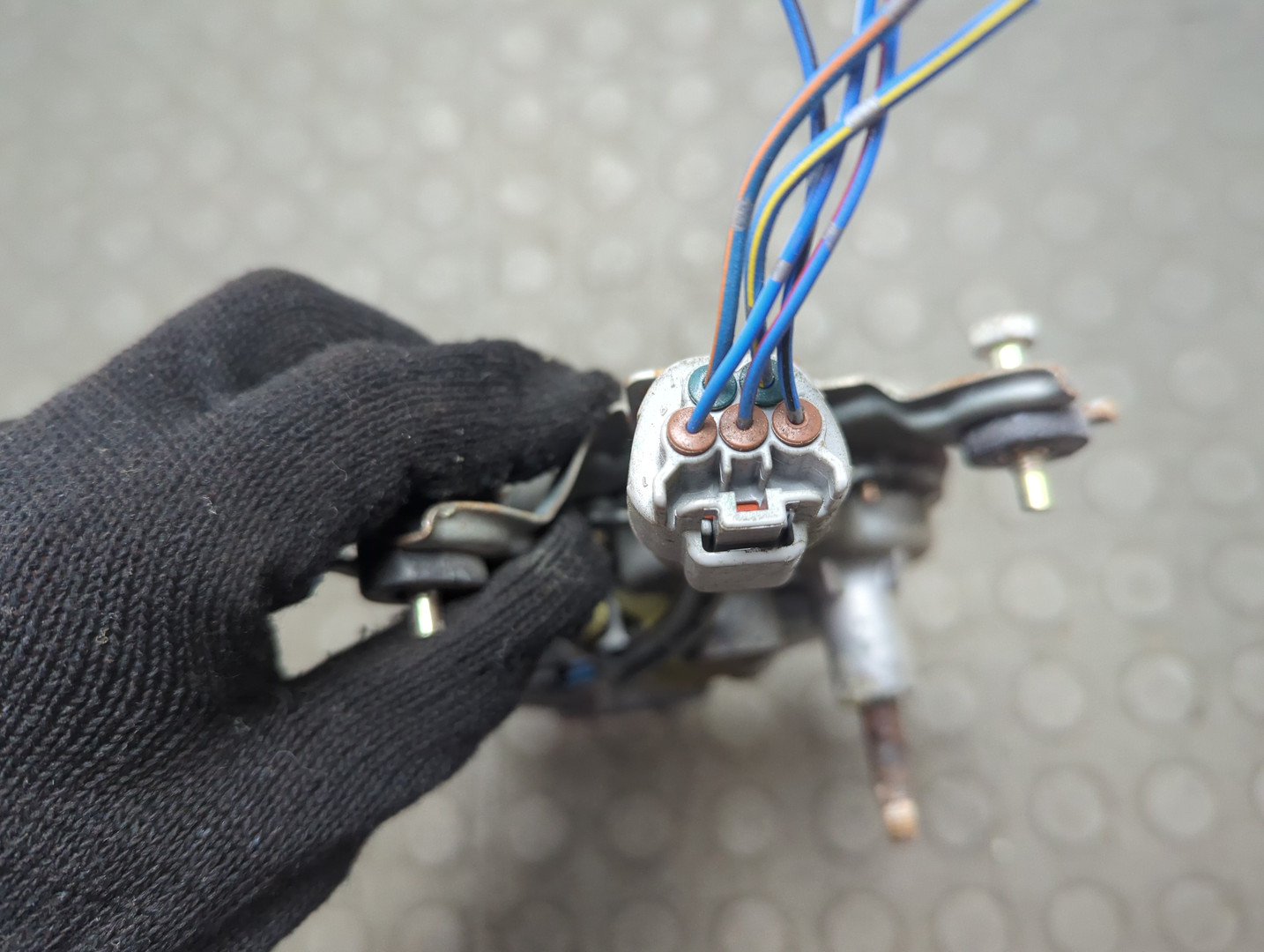 Моторчик стеклоочистителя задний