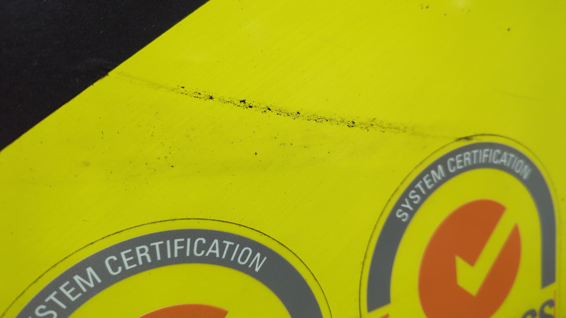 Дверь передняя левая