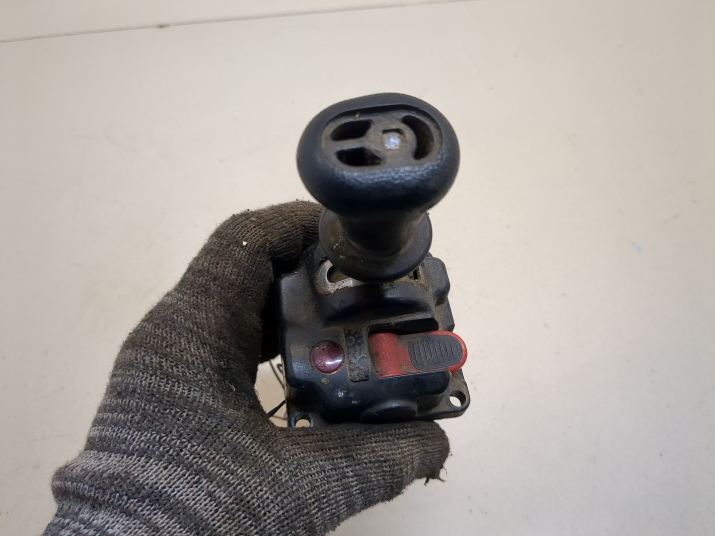 Кран ручного тормоза