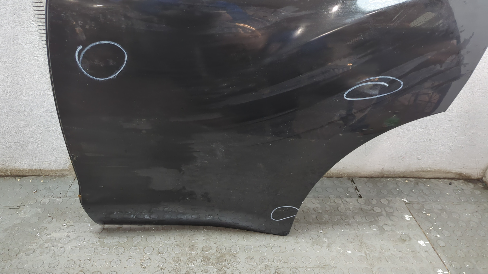 Дверь задняя левая