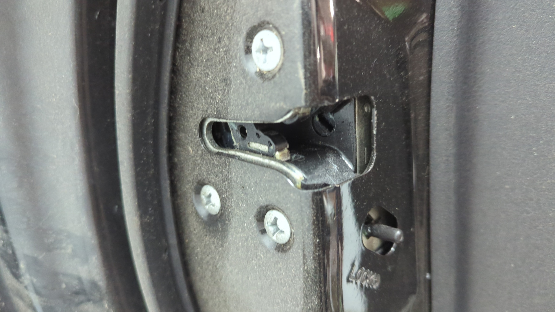 Дверь задняя левая