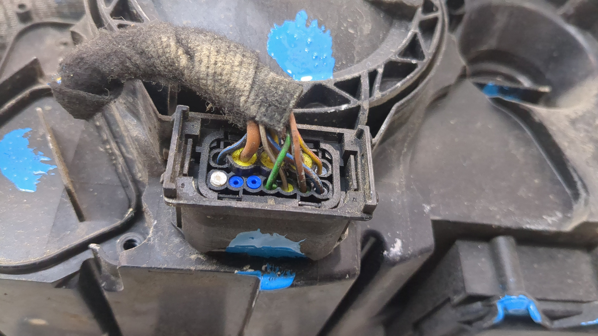 Фара правая