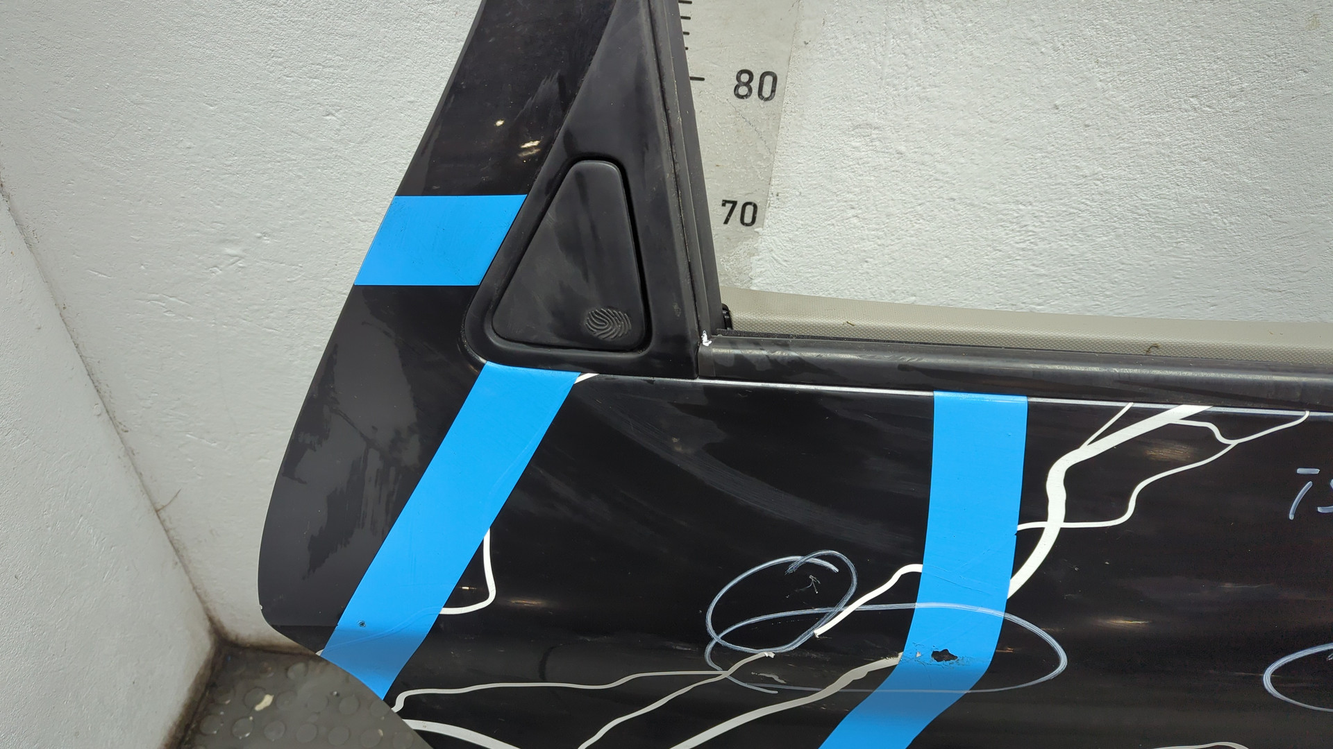 Дверь задняя правая