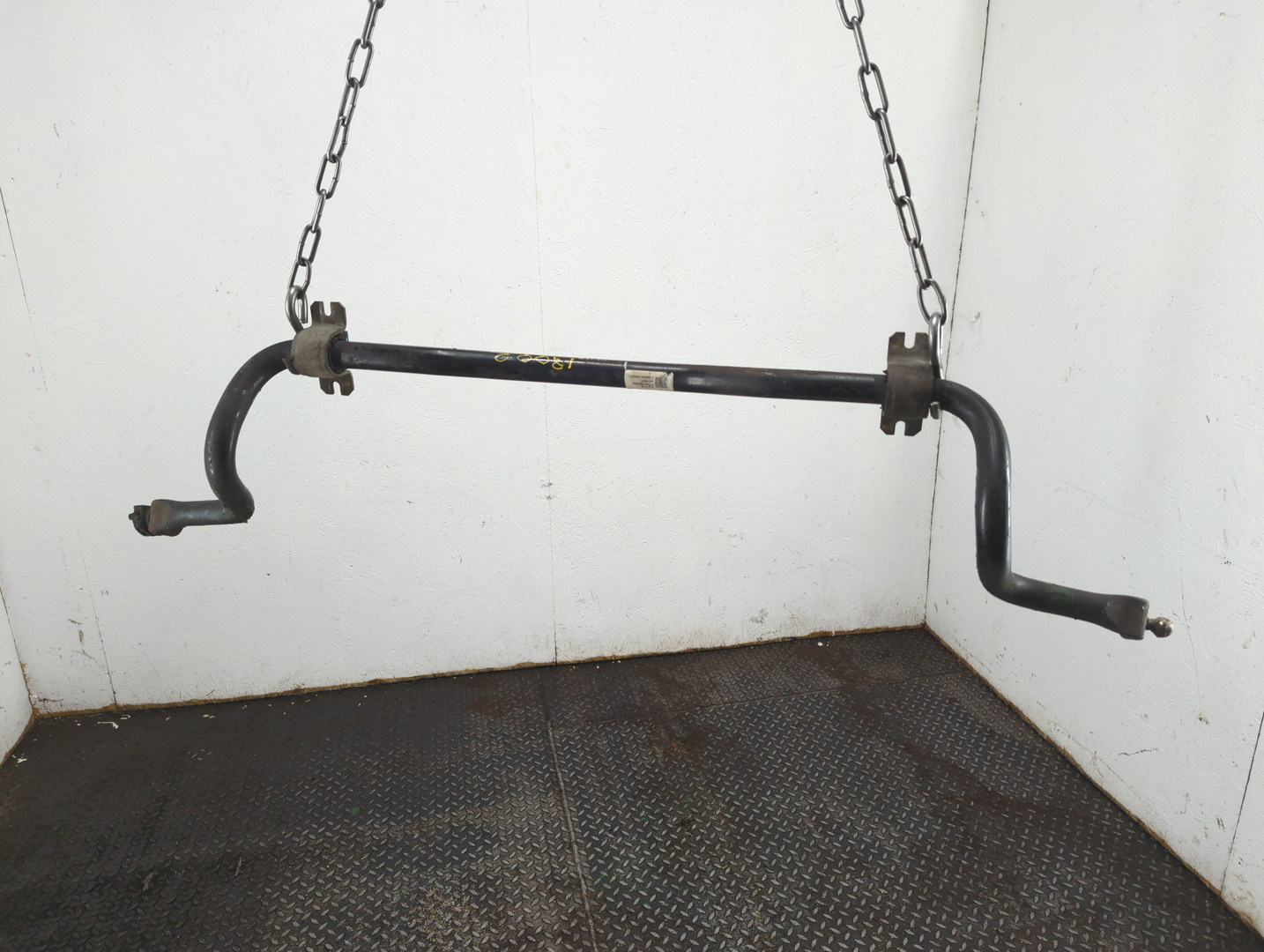 Стабилизатор передний