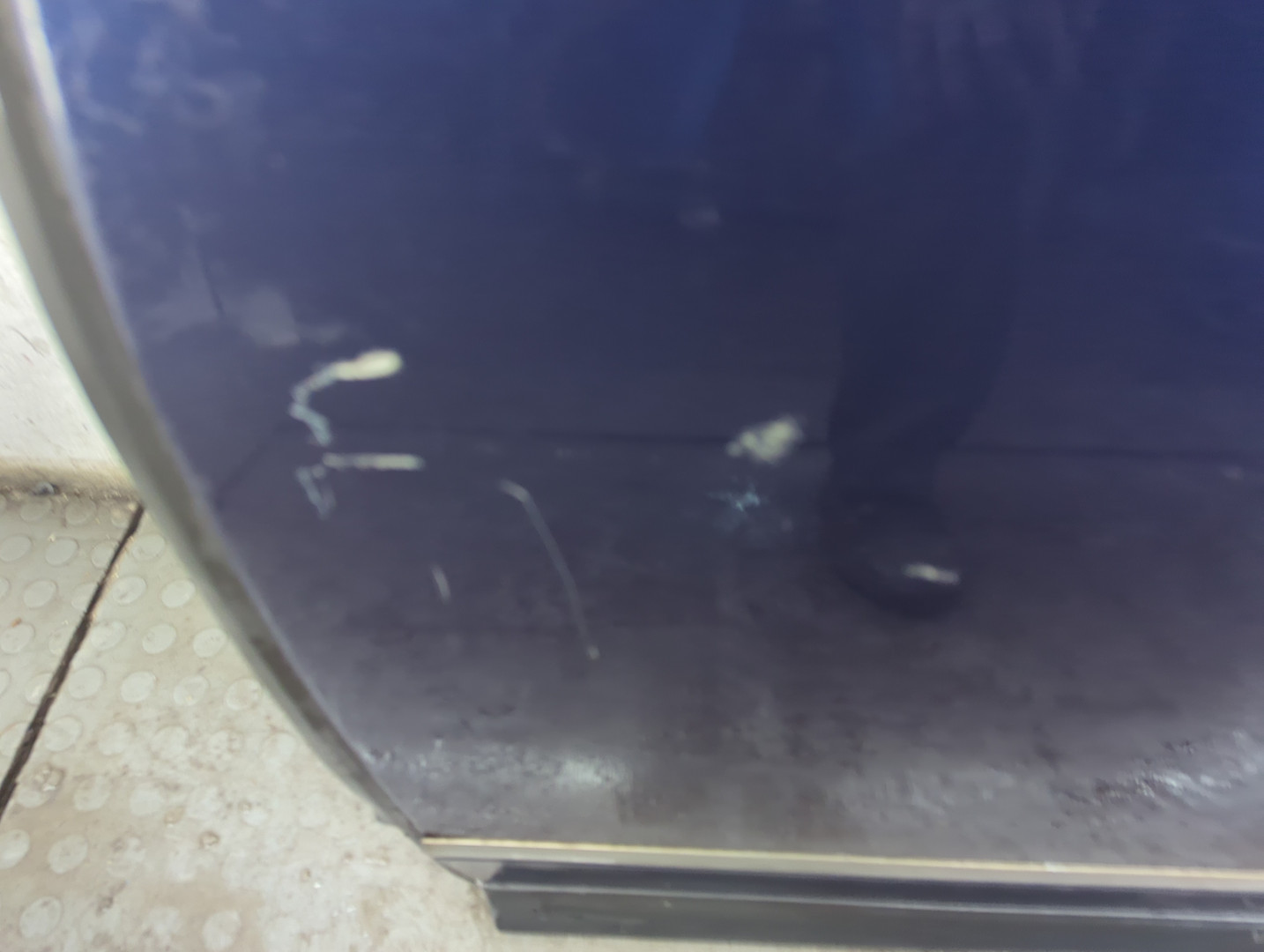 Дверь задняя левая