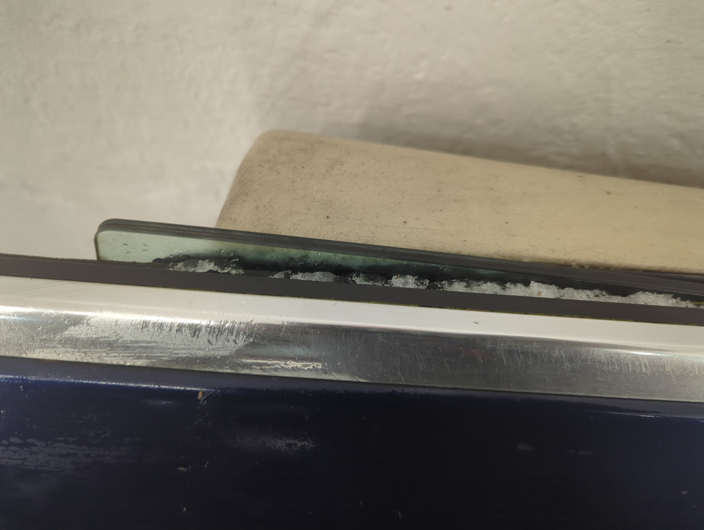 Дверь задняя левая