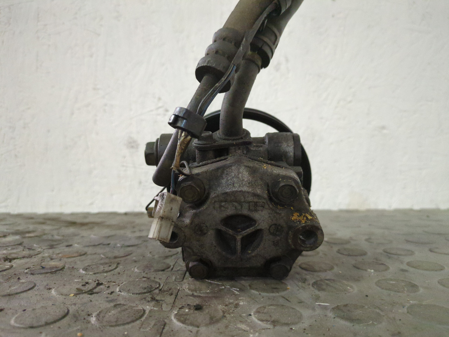 Насос ГУР (гидроусилитель руля)