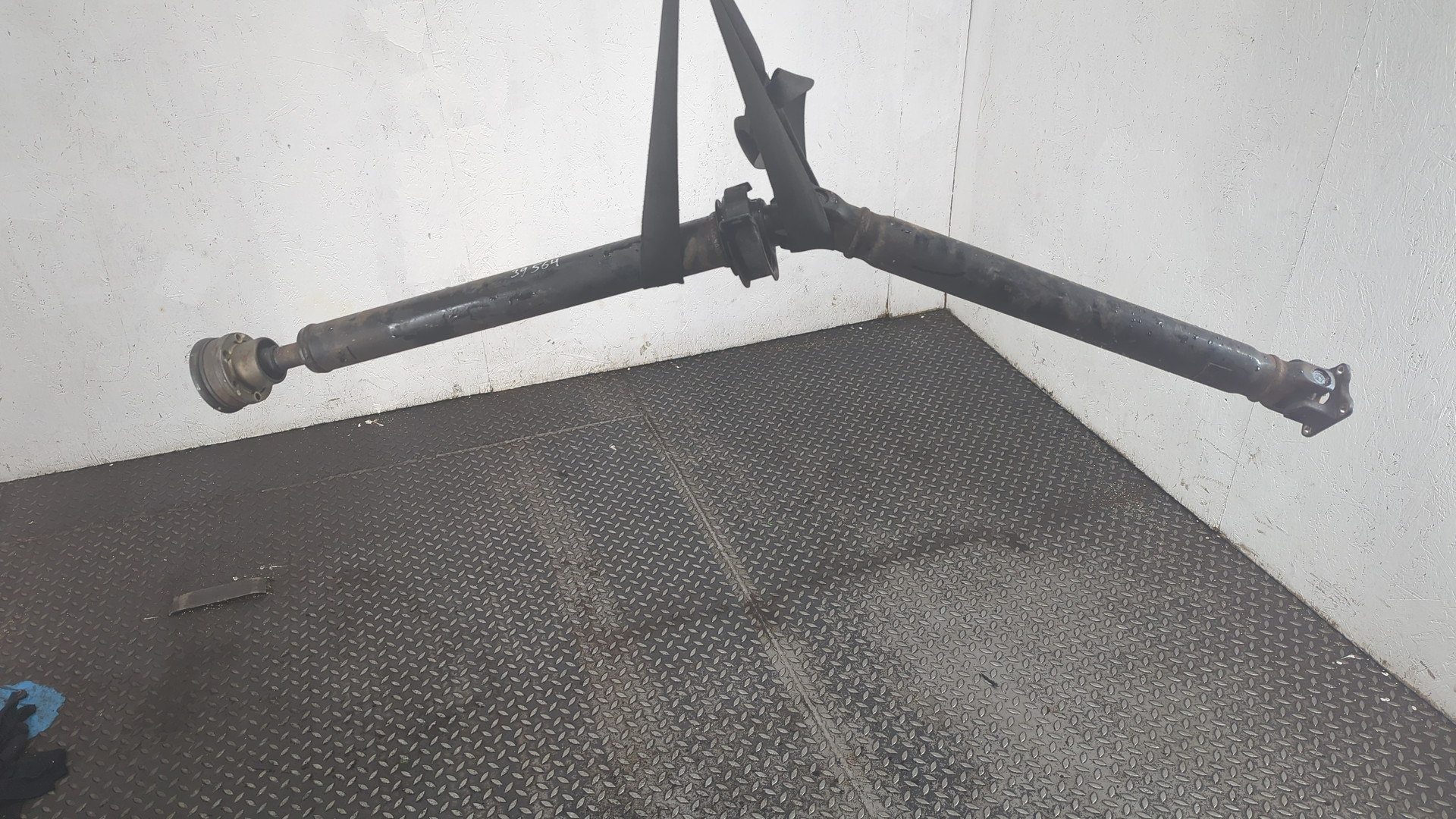 Вал карданный задний