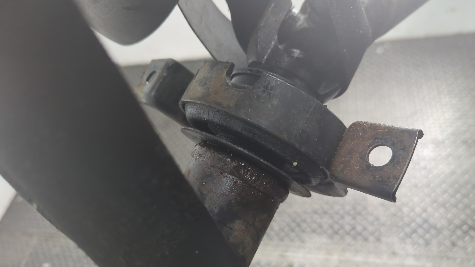 Вал карданный задний