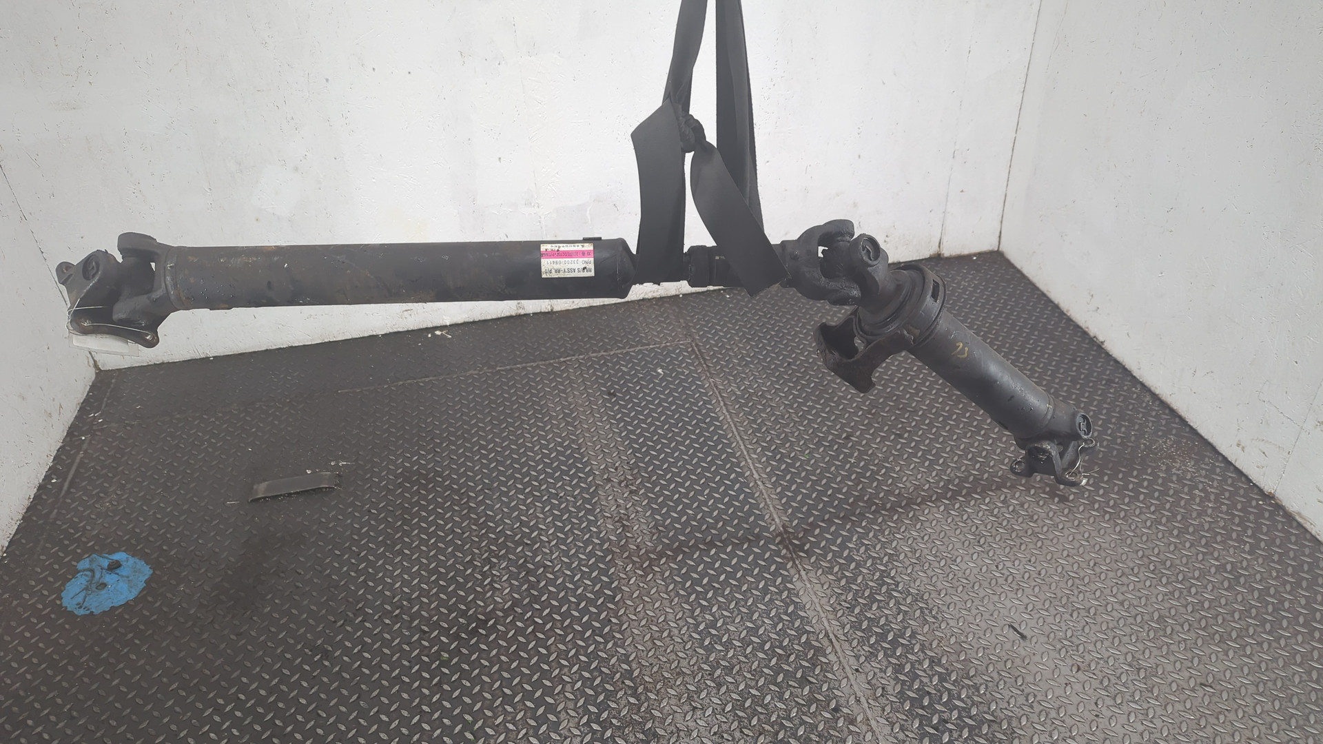 Вал карданный задний