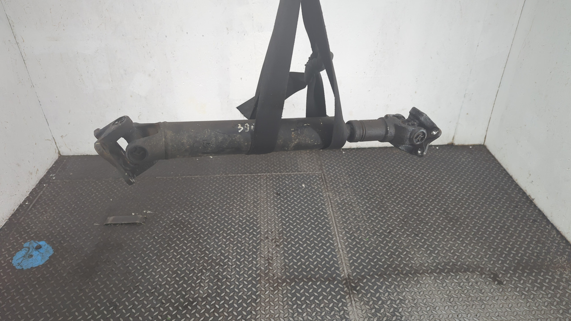 Вал карданный передний