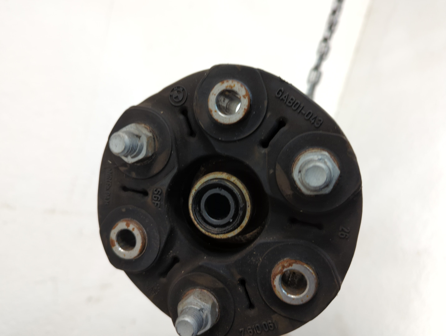 Вал карданный задний