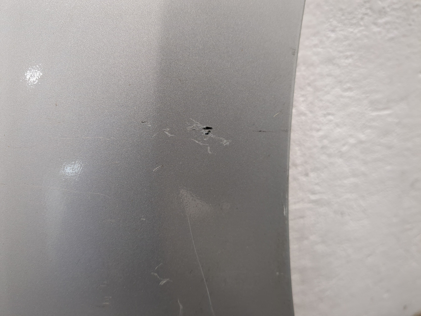 Крыло переднее правое