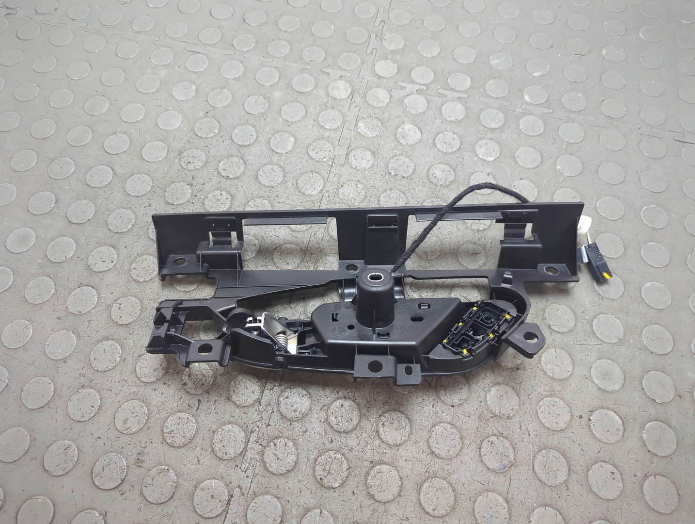 Ручка двери задней внутренняя правая