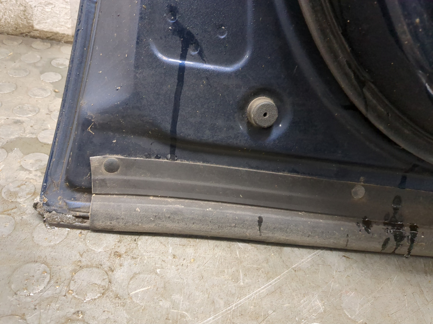 Дверь передняя левая