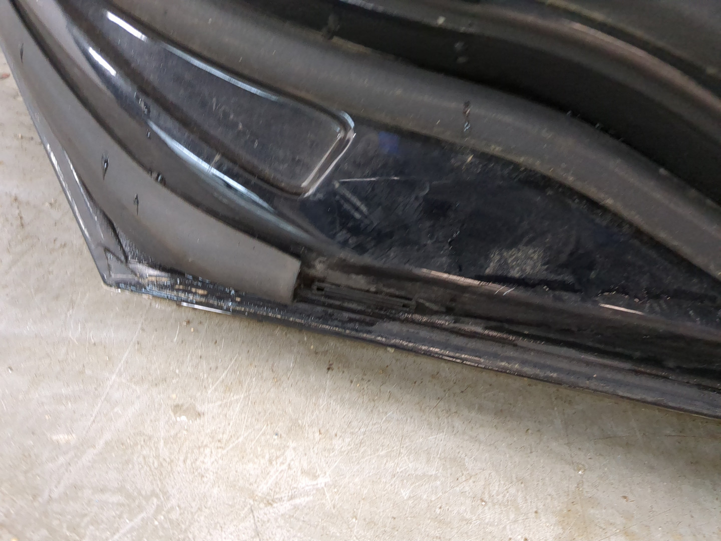 Дверь задняя левая