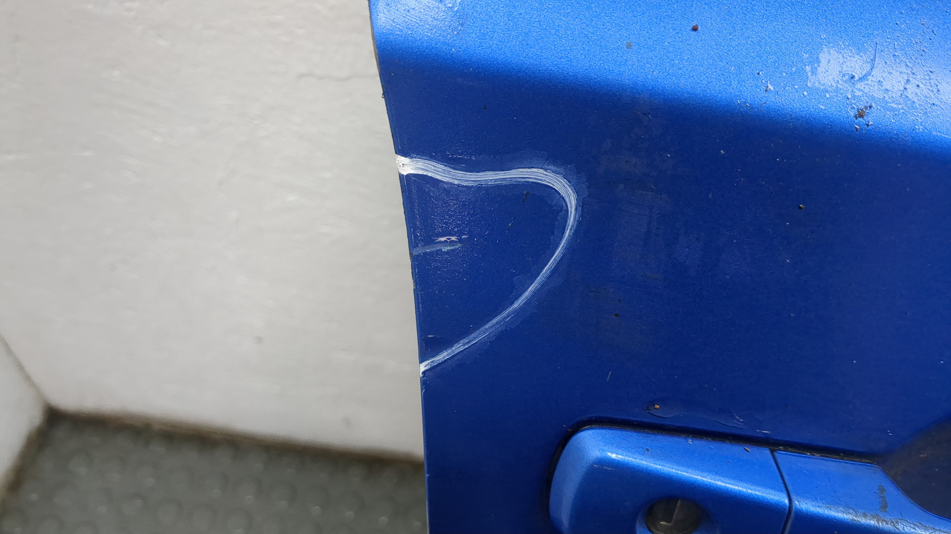 Дверь передняя правая