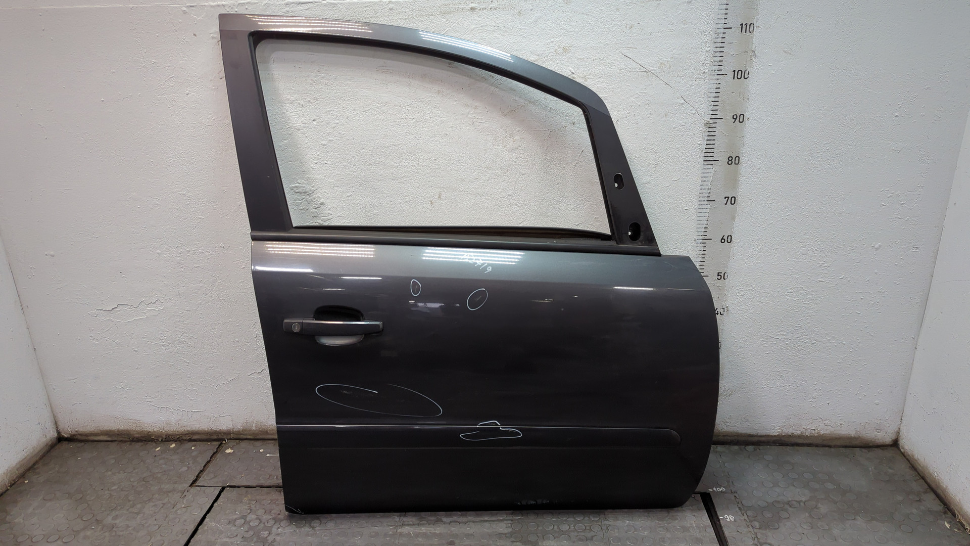 Дверь передняя правая