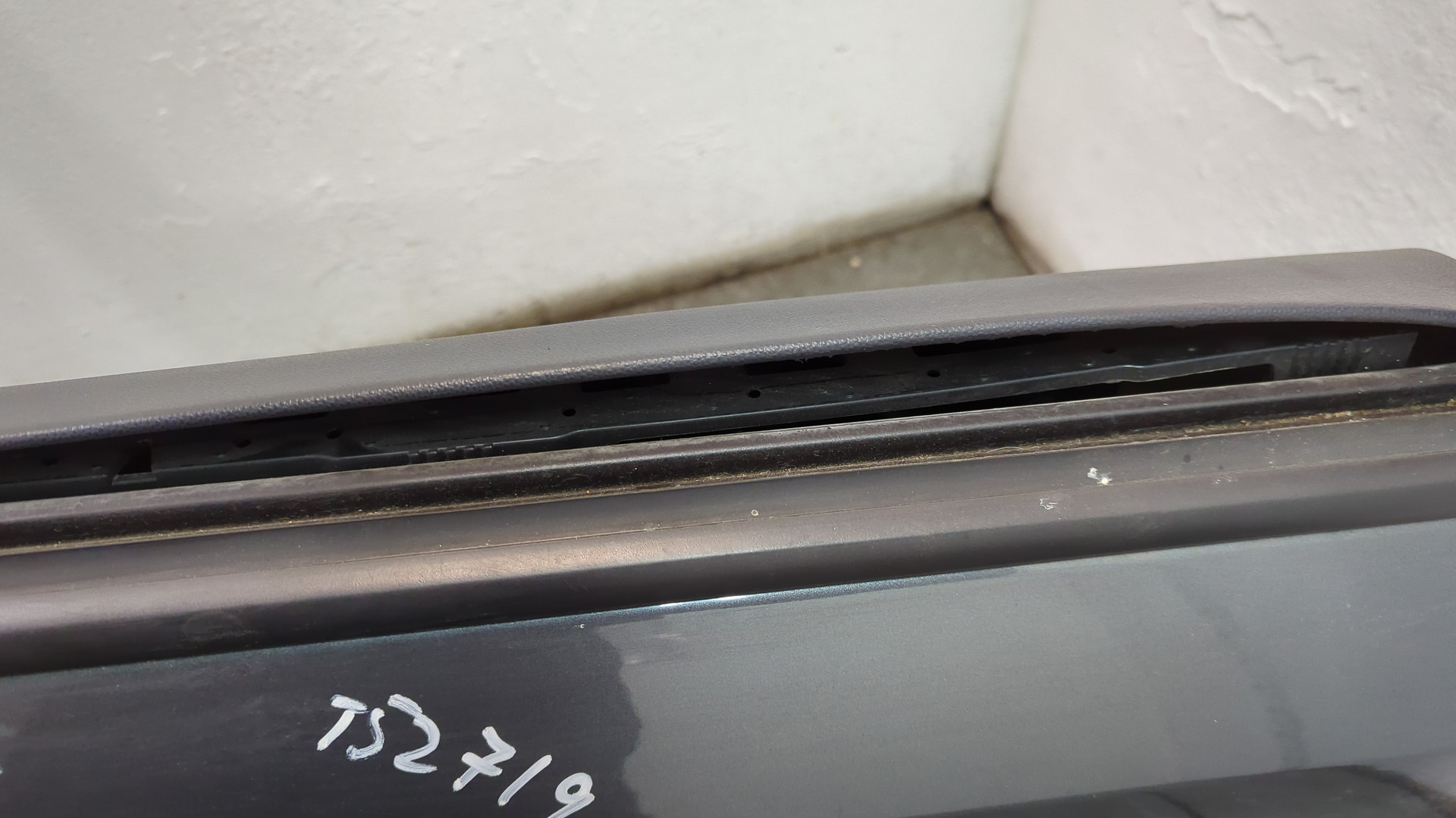 Дверь передняя правая