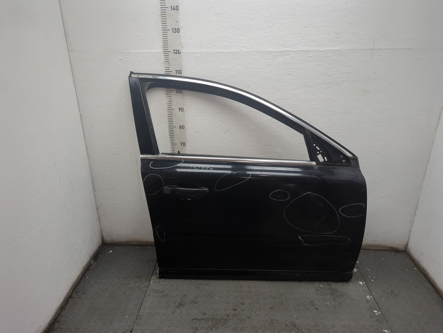 Дверь передняя правая