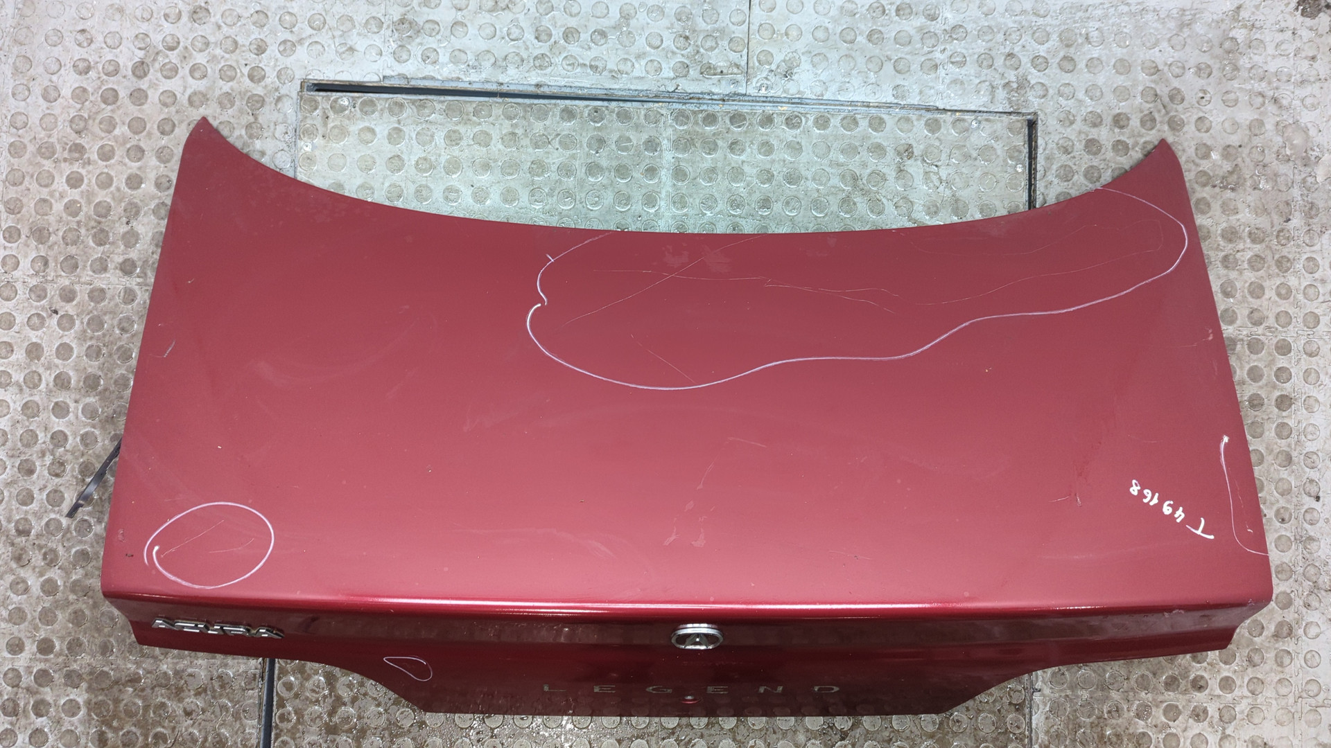 Дверь багажника