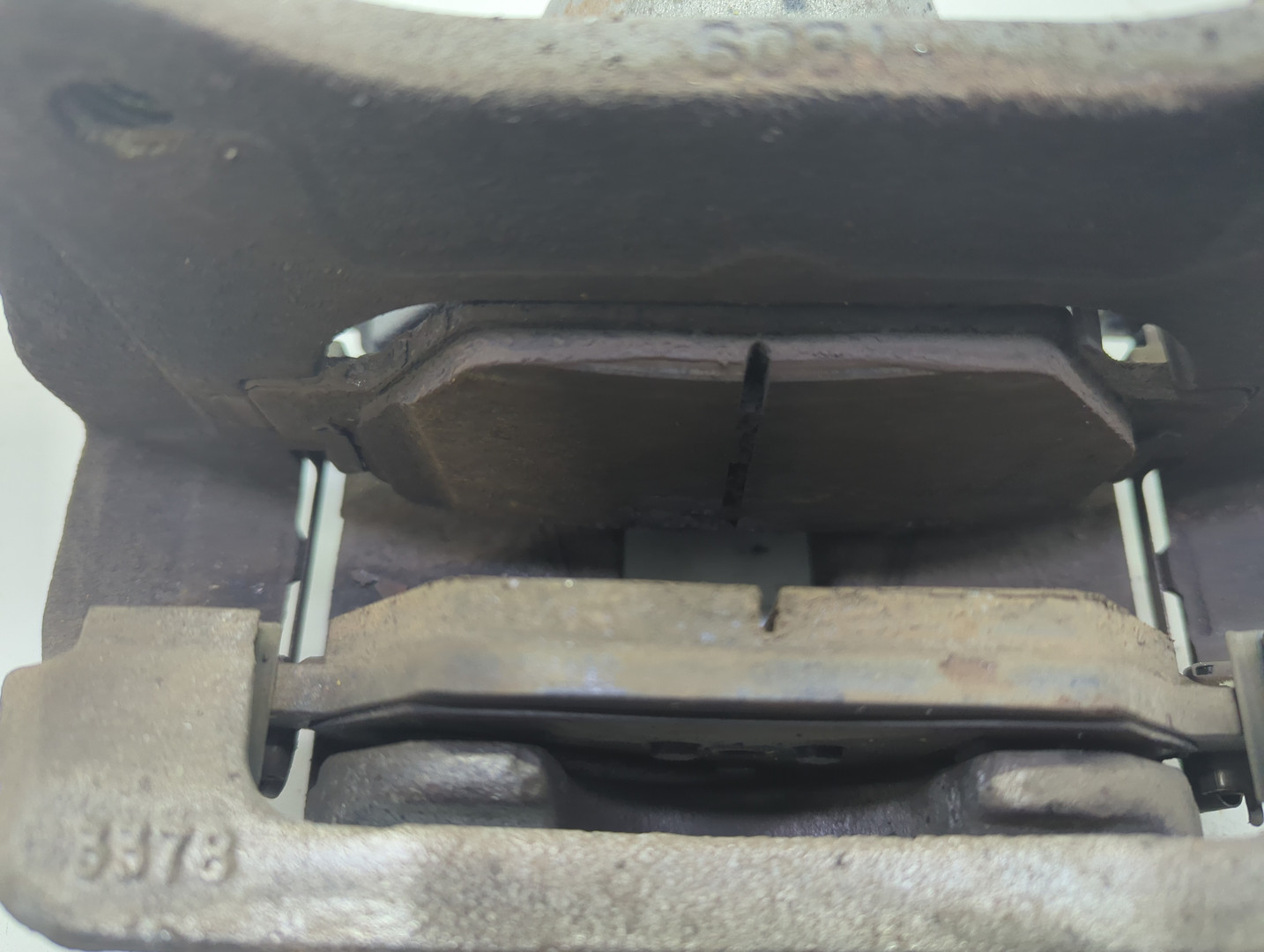 Суппорт передний правый