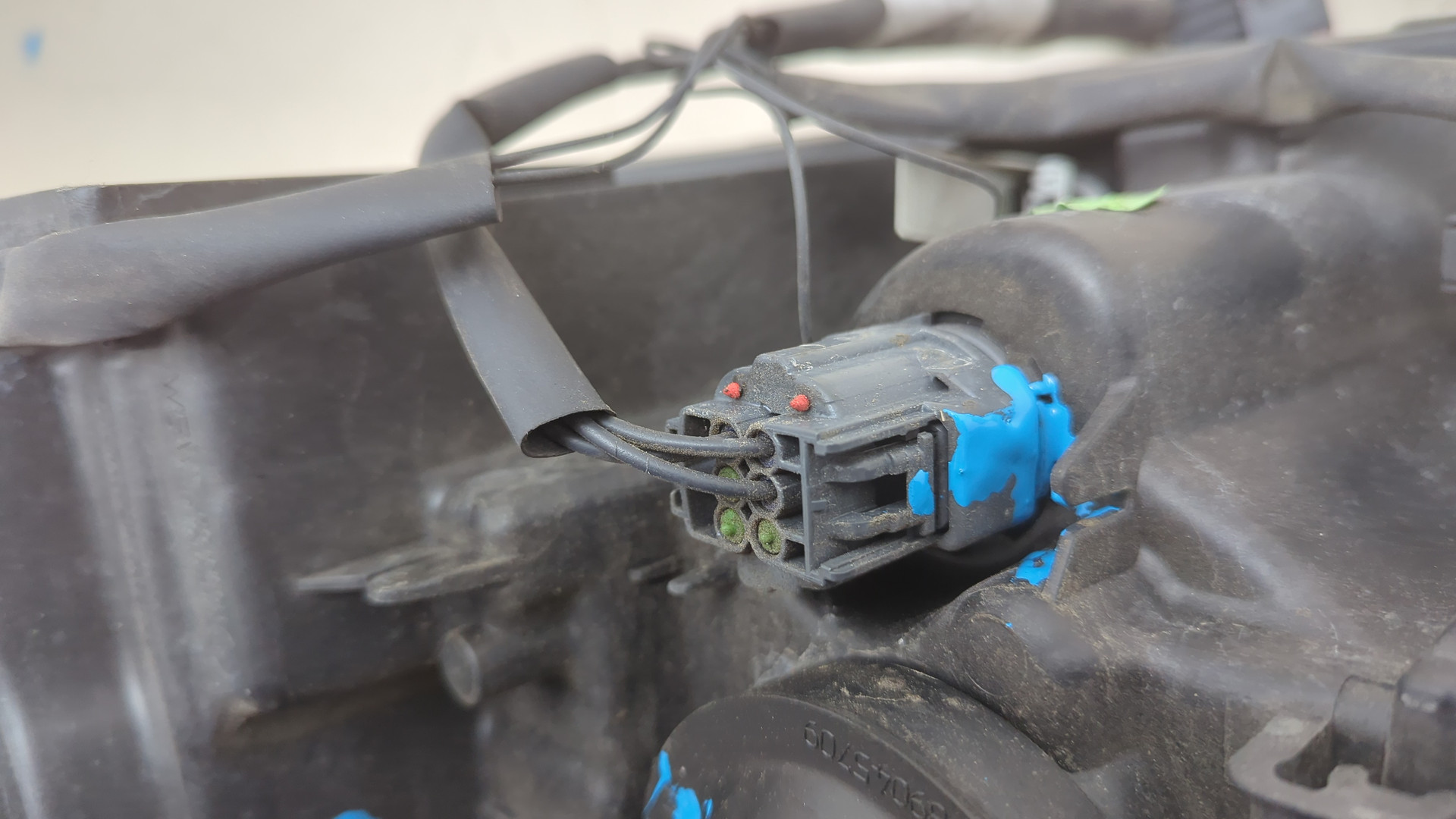 Фара правая