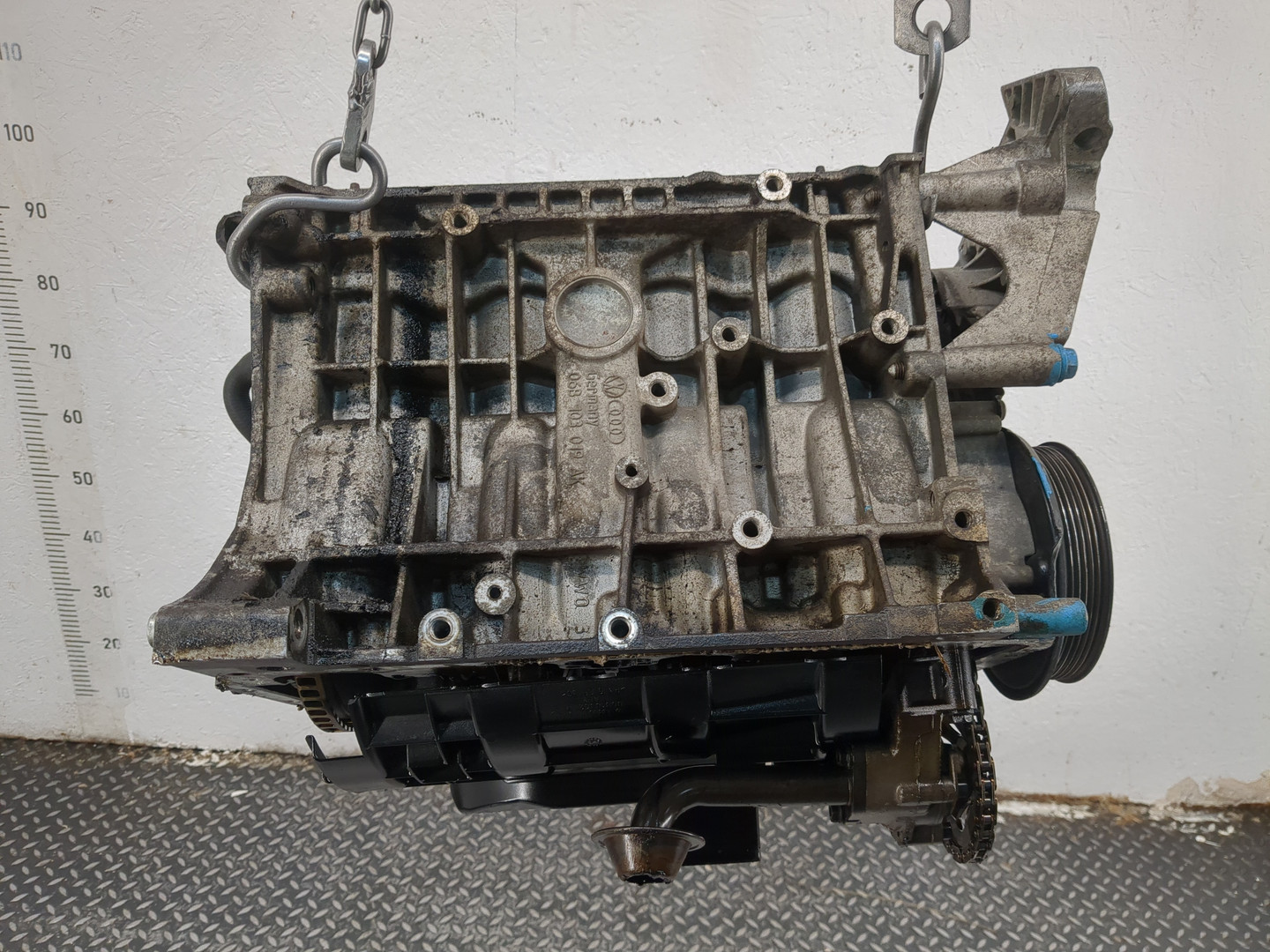 Блок двигателя