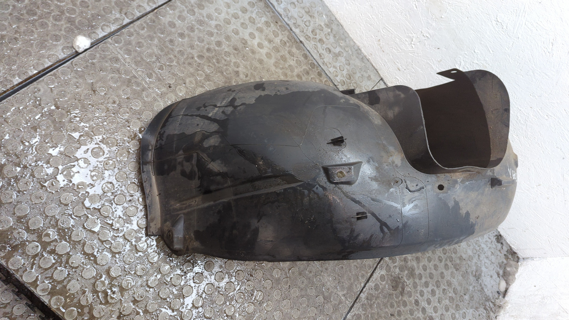 Локер передний правый