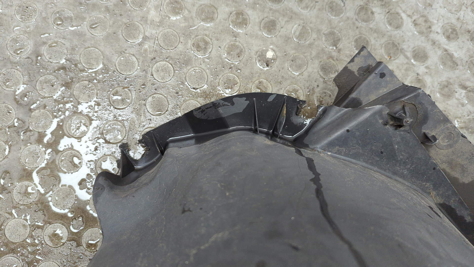 Локер передний правый