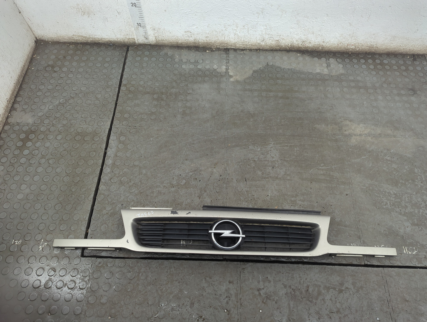 Решетка радиатора