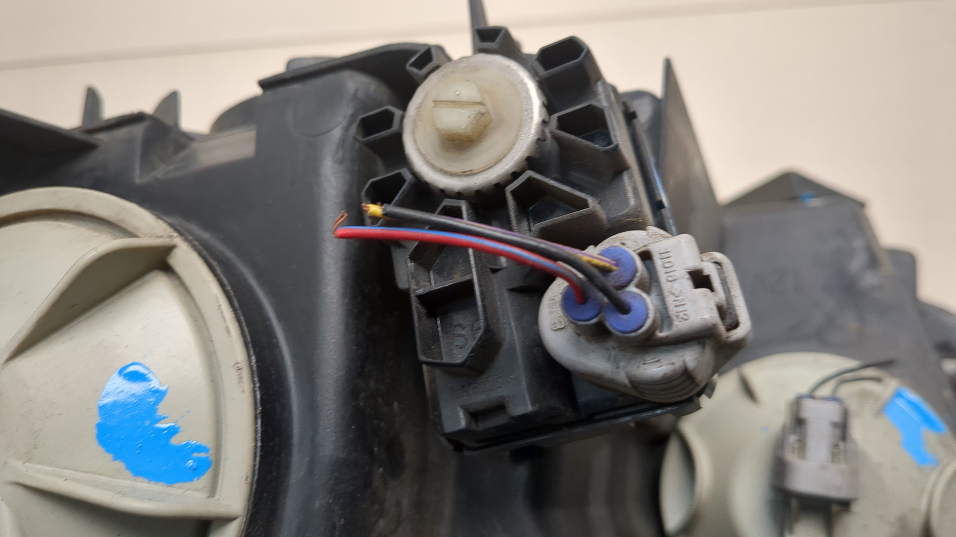 Фара правая