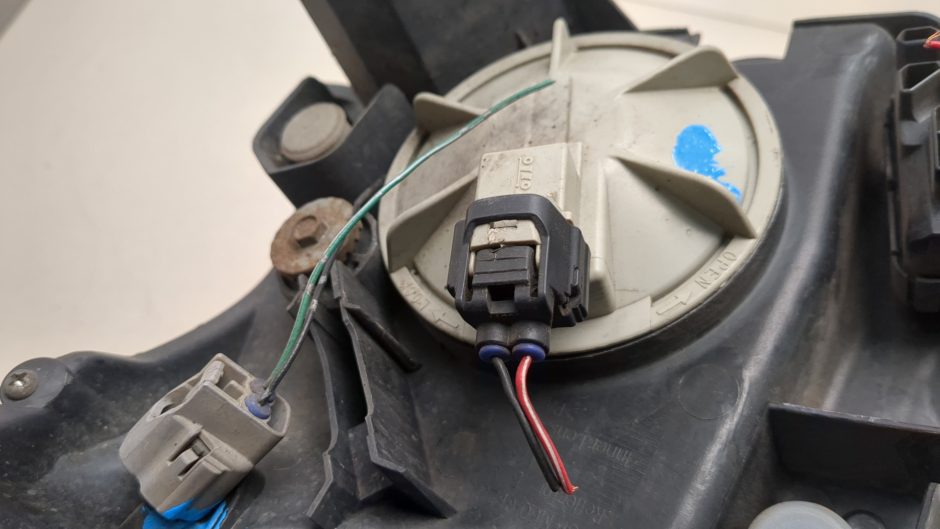 Фара правая