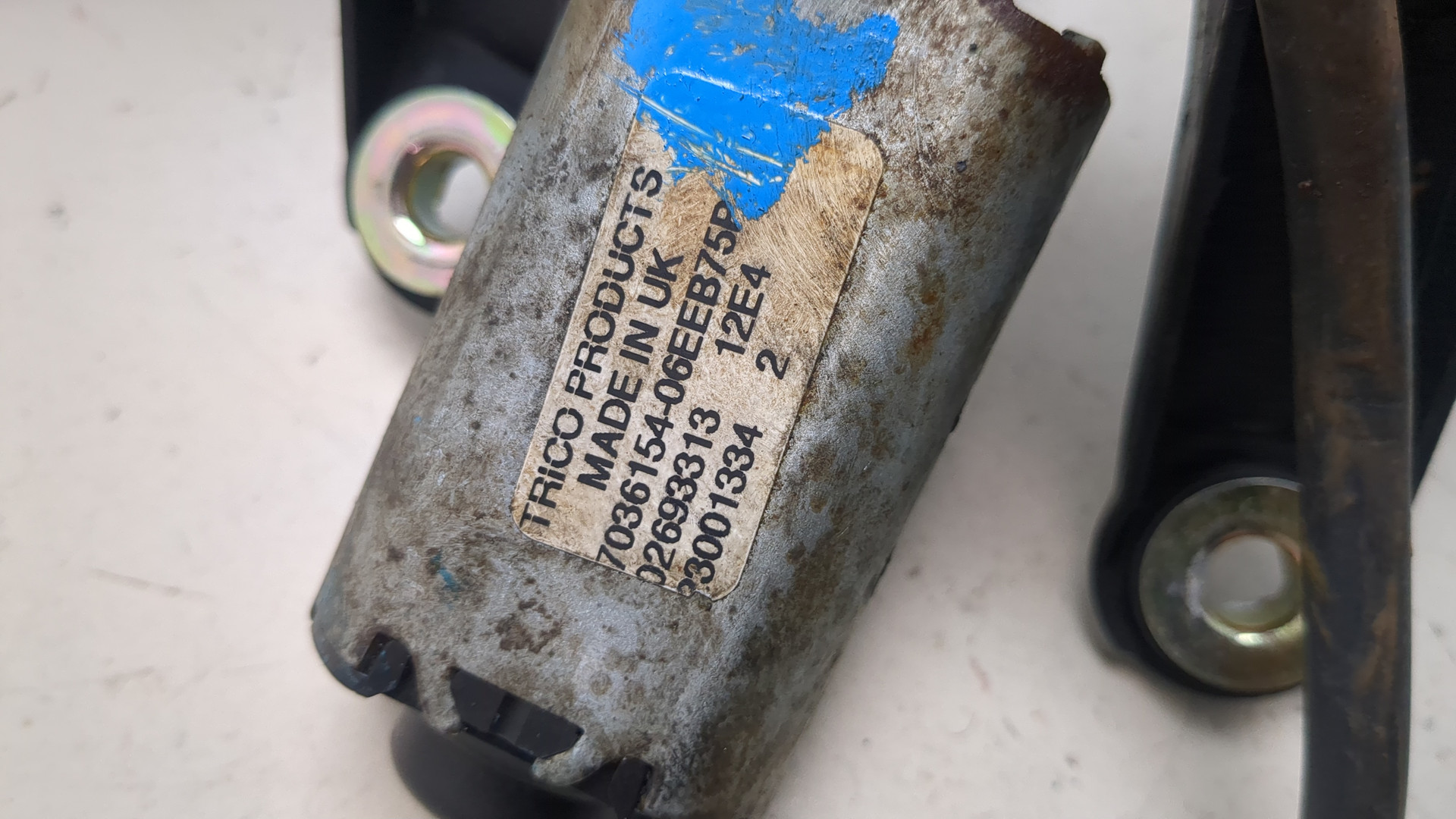 Моторчик стеклоочистителя задний