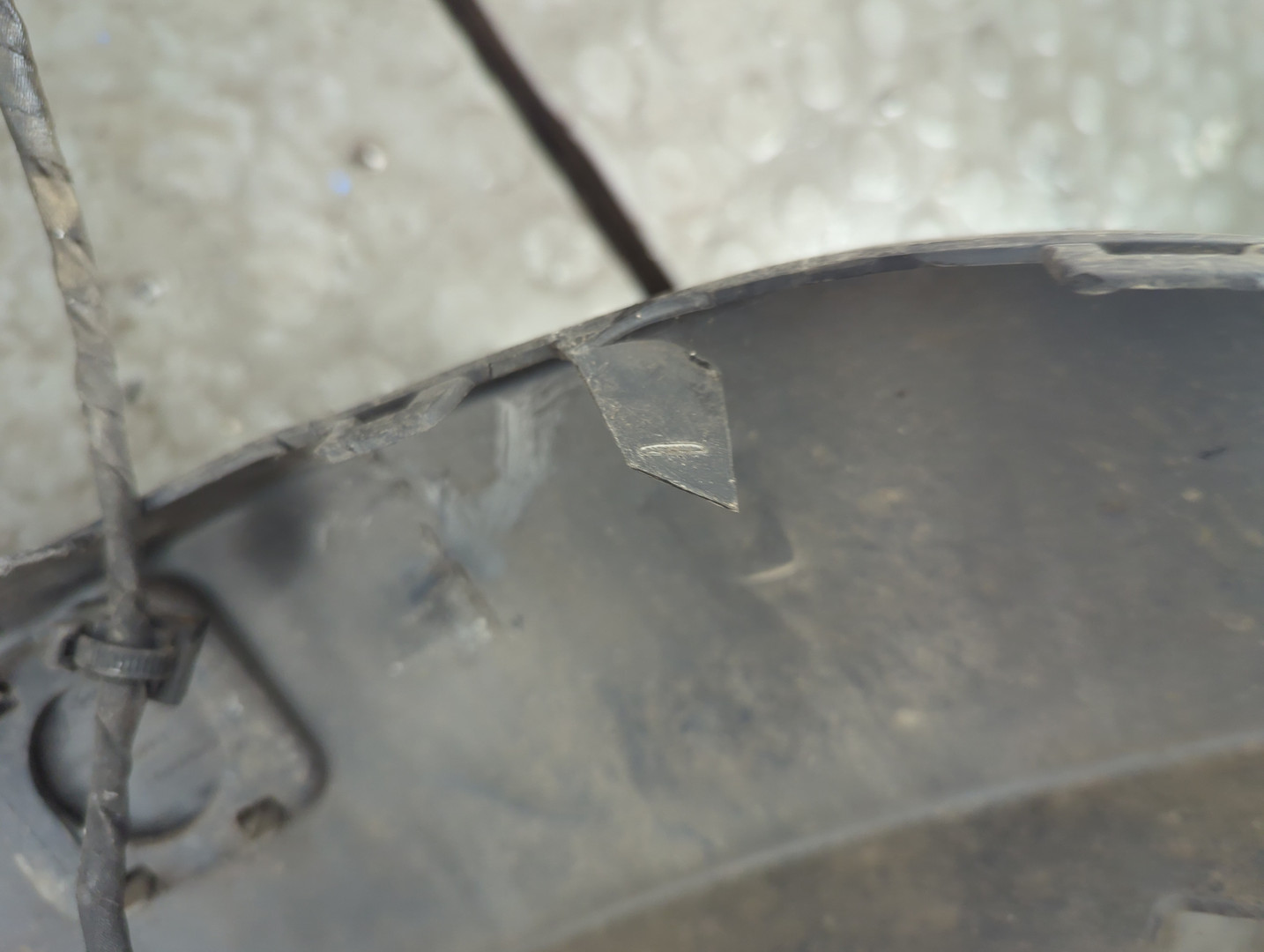 Бампер задний