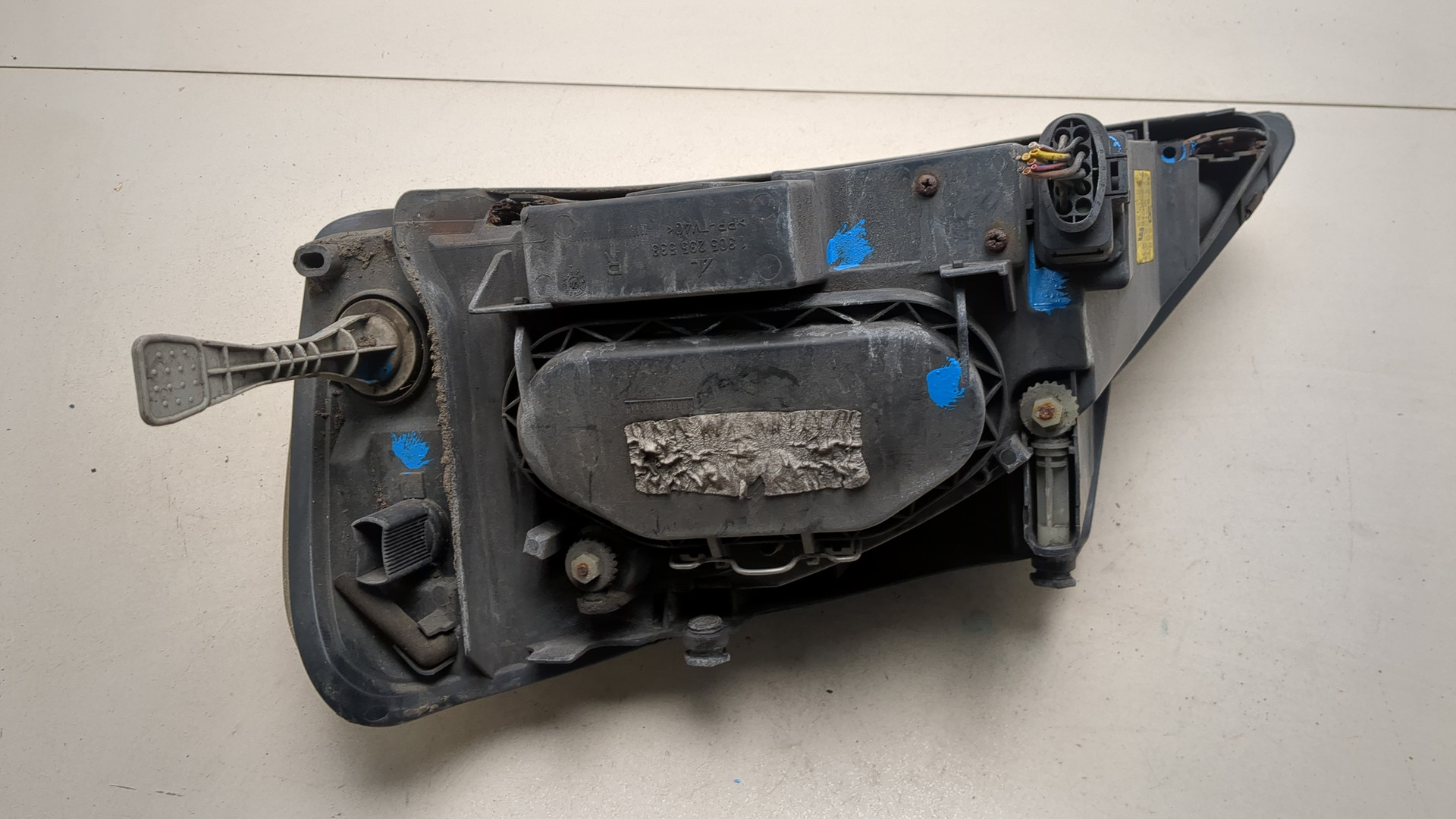 Фара правая