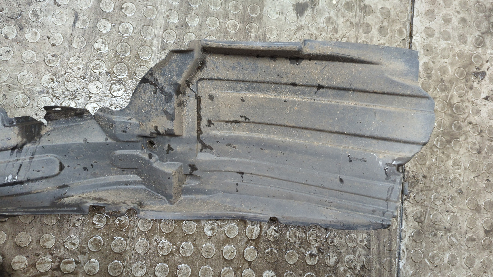 Локер передний левый