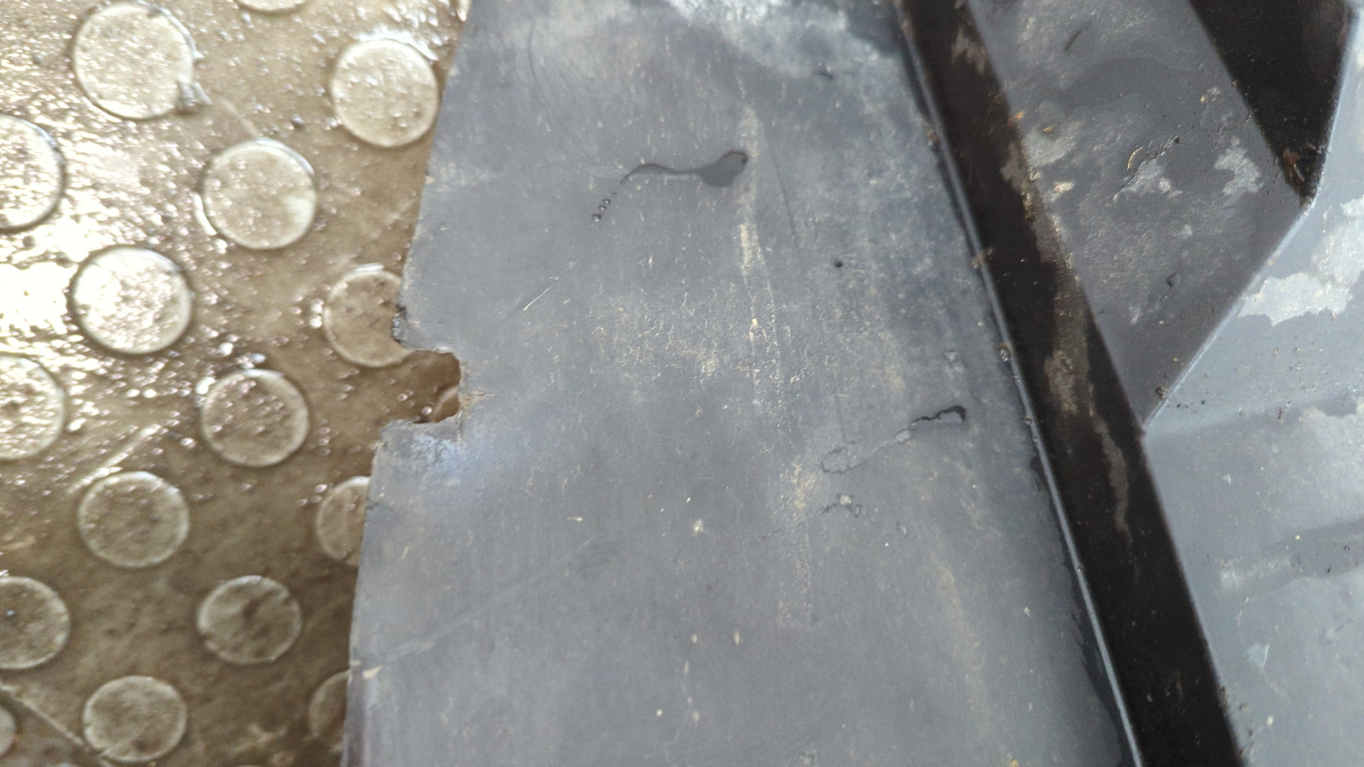 Локер передний правый