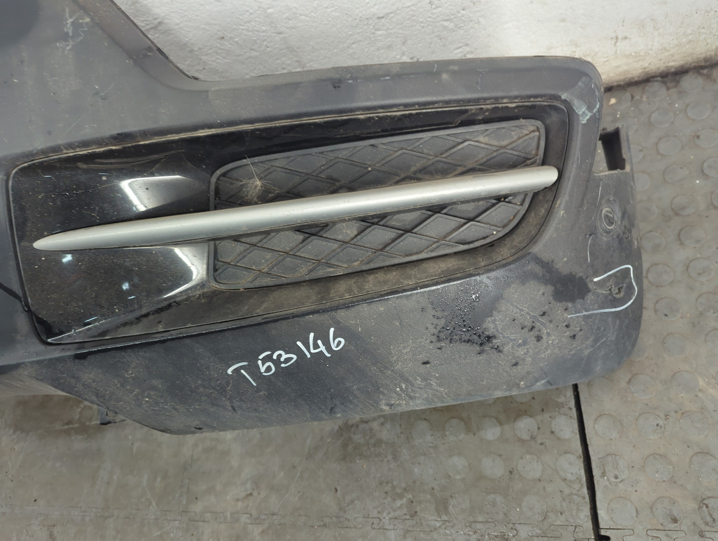 Бампер передний