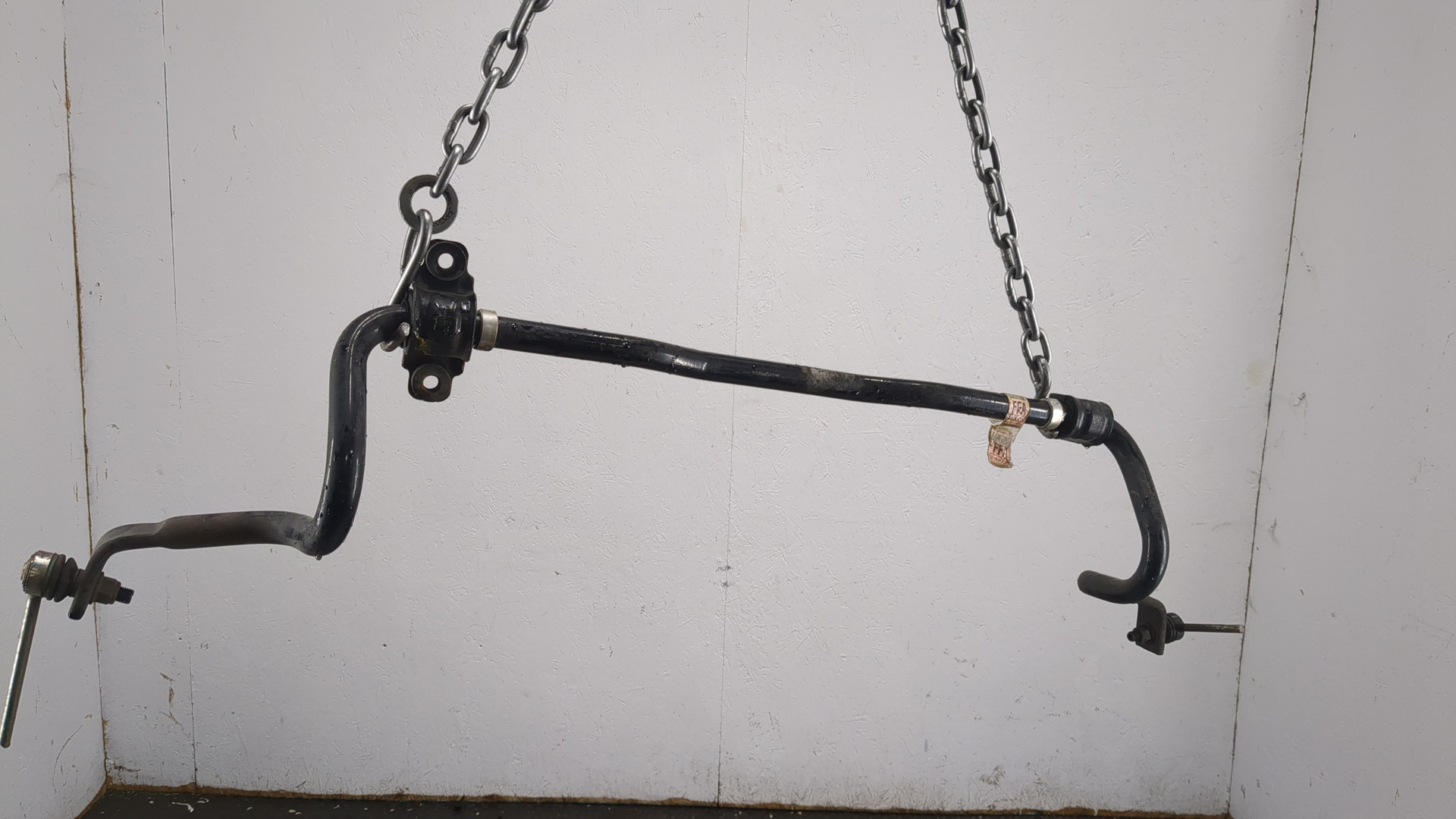 Стабилизатор передний