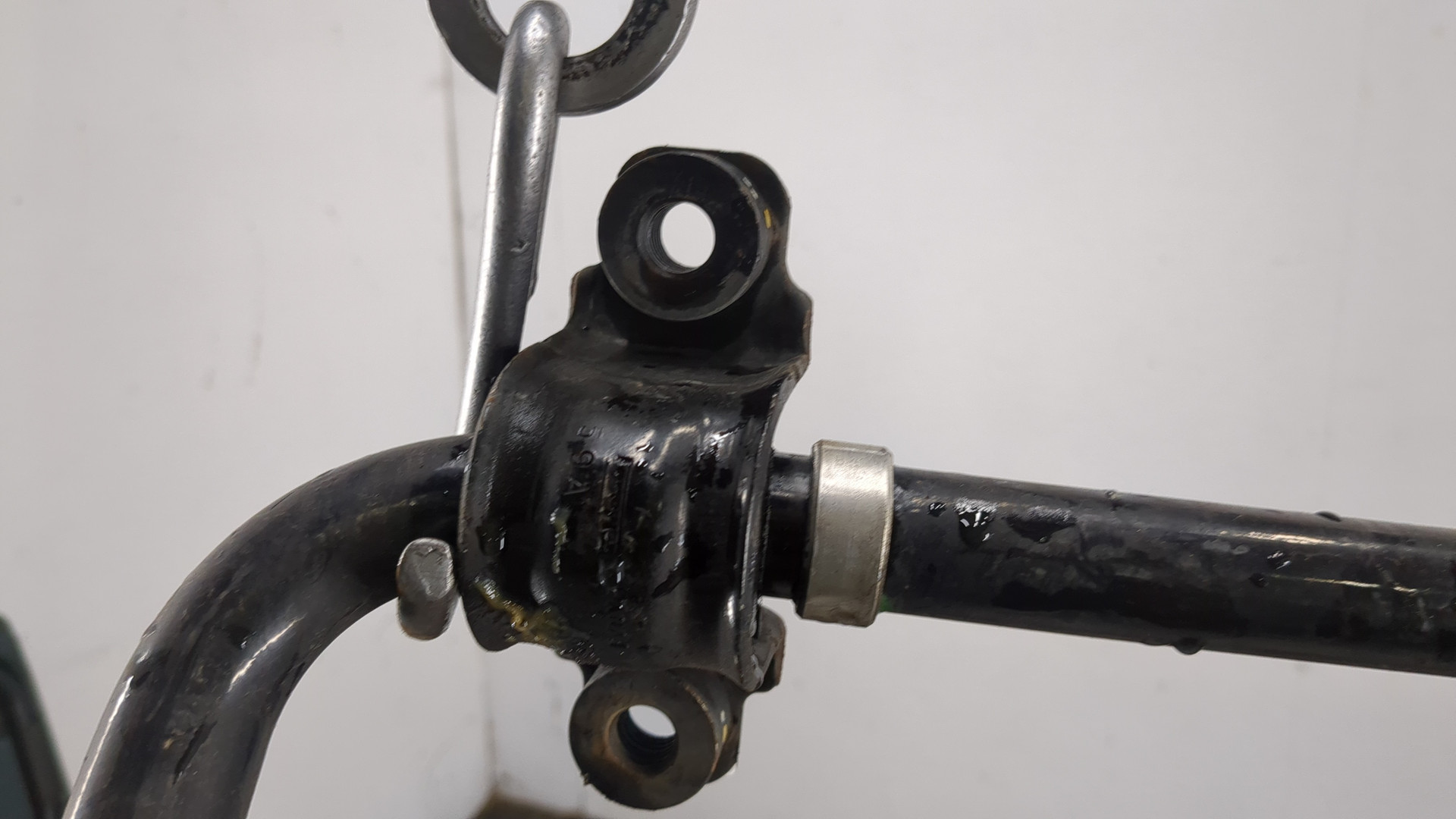 Стабилизатор передний