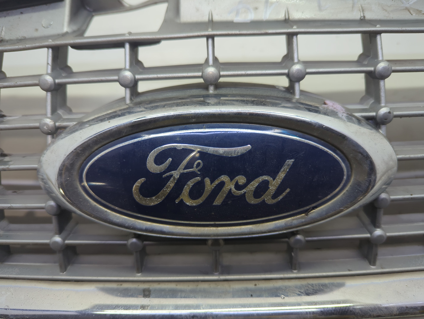 Решетка радиатора