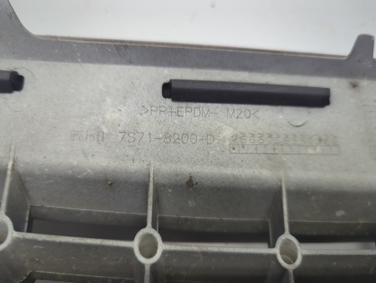 Решетка радиатора