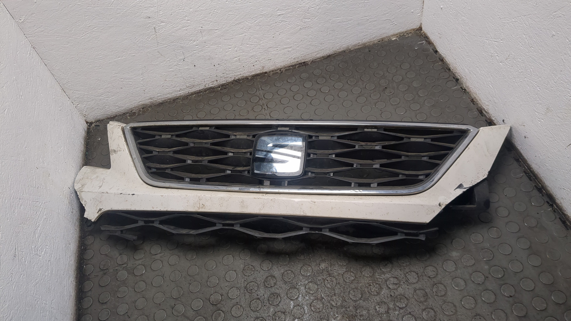 Решетка радиатора