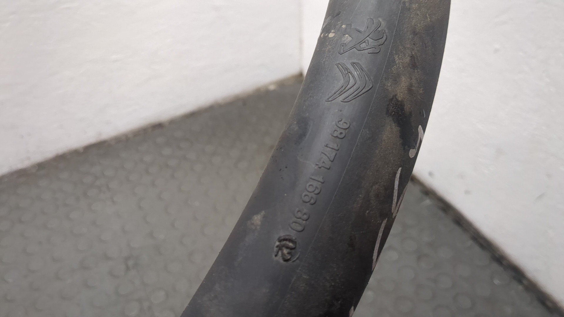 Патрубок интеркулера