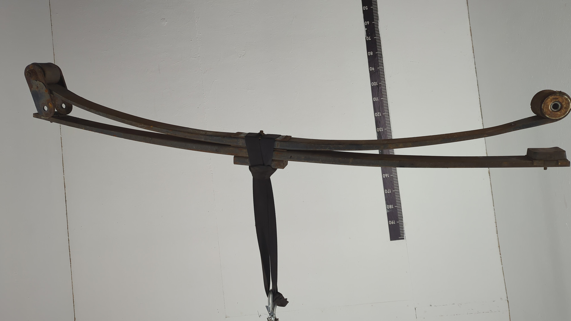 Рессора задняя